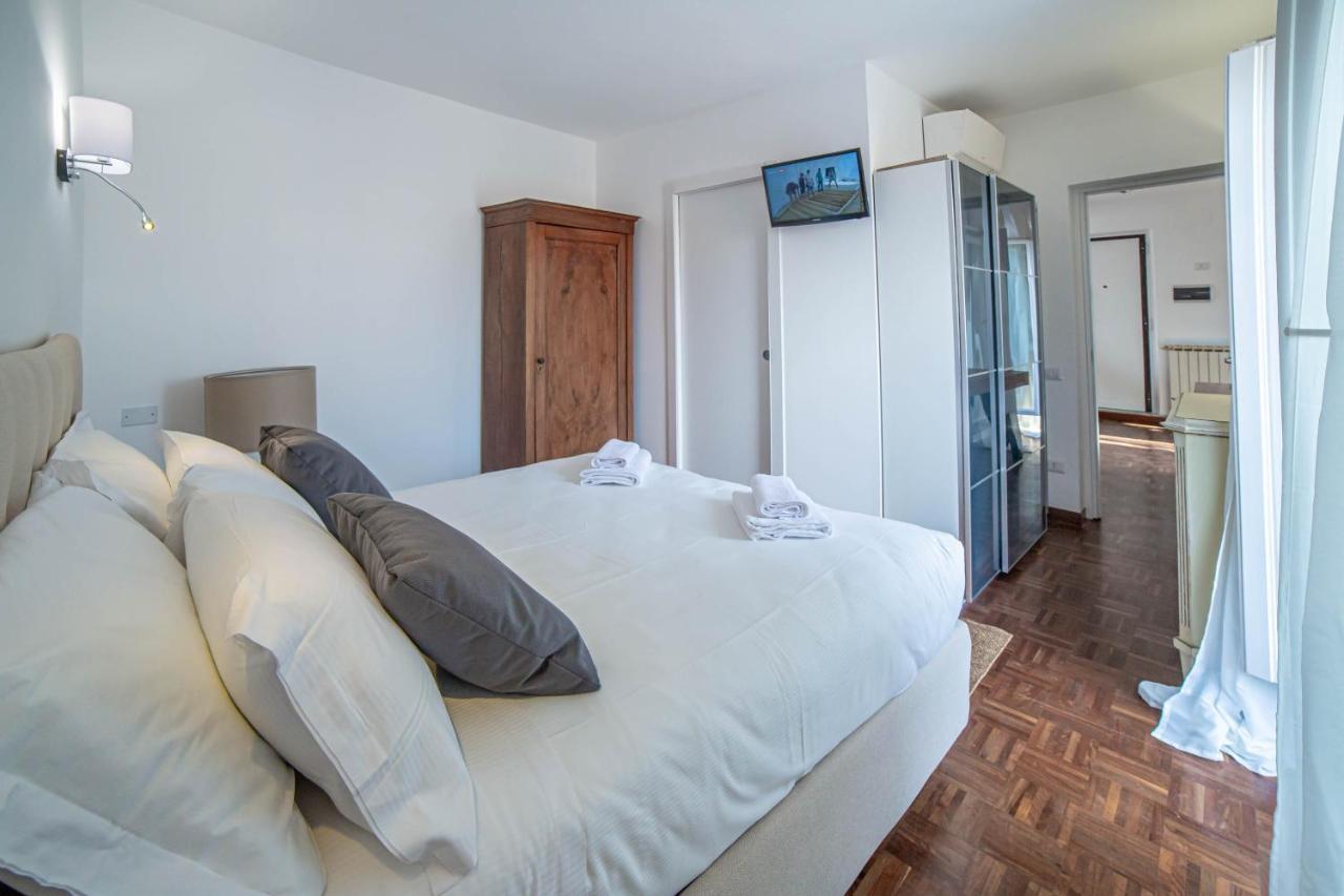 רומא Luxury Top Floor In Trastevere מראה חיצוני תמונה