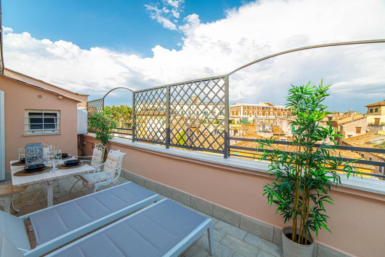 רומא Luxury Top Floor In Trastevere מראה חיצוני תמונה