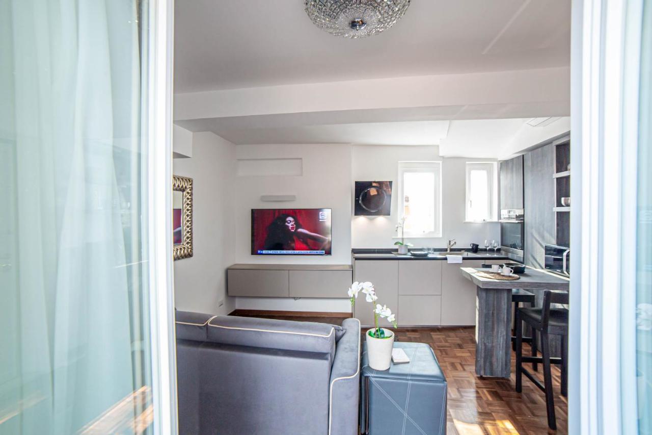 רומא Luxury Top Floor In Trastevere מראה חיצוני תמונה